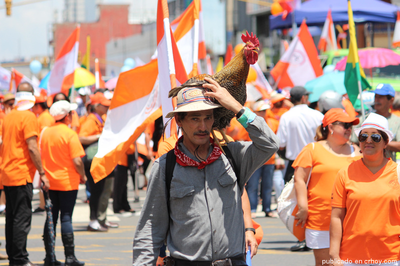 Costa Rican workers on Labor Day American Expatriate Costa Rica